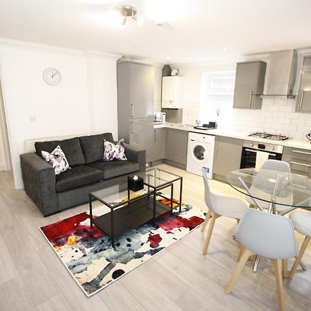Willow Serviced Apartments - 39 คาร์ดิฟฟ์ ภายนอก รูปภาพ