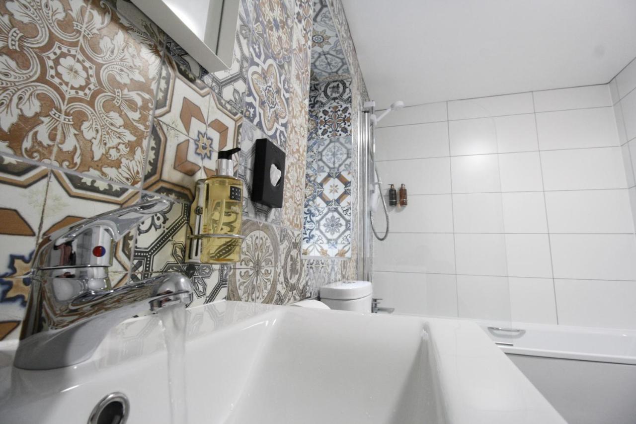 Willow Serviced Apartments - 39 คาร์ดิฟฟ์ ภายนอก รูปภาพ